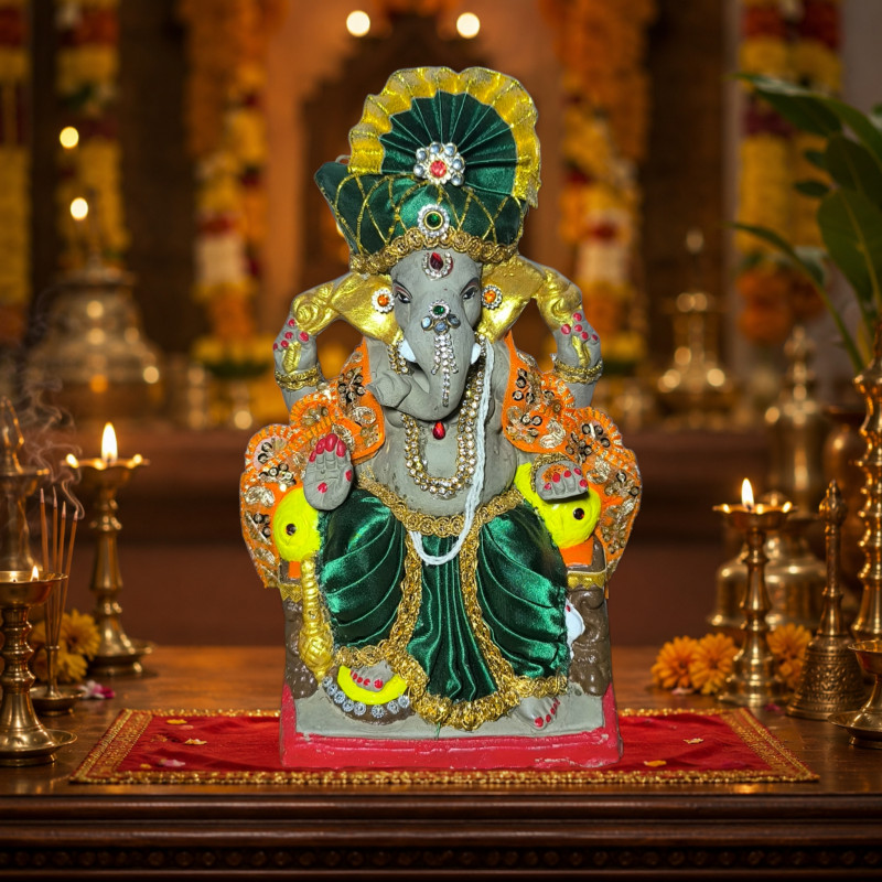 Sri Vastra Vinayaka 11 inches